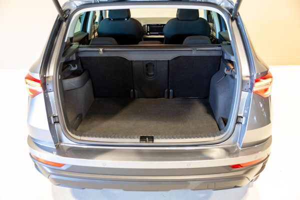 Škoda Karoq 1.5 TSI ACT Business Edition / 150pk / Achteruitrij camera / Adaptieve cruise control / Automatische klimaatregeling /