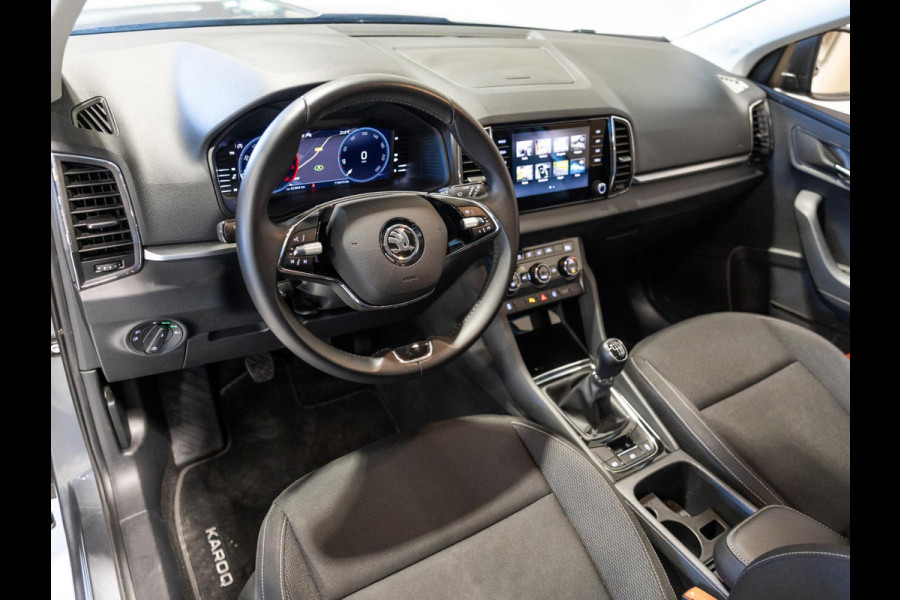 Škoda Karoq 1.5 TSI ACT Business Edition / 150pk / Achteruitrij camera / Adaptieve cruise control / Automatische klimaatregeling /