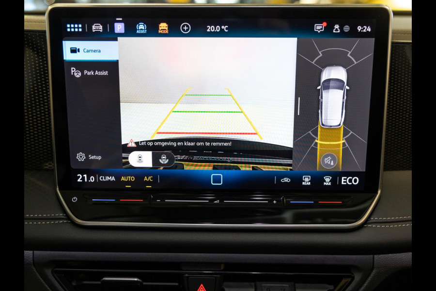 Volkswagen Tiguan 1.5 eHybrid Life Edition / 204pk / SoH 100% / Achteruitrij camera / Dodehoek herkenning / CarPlay /