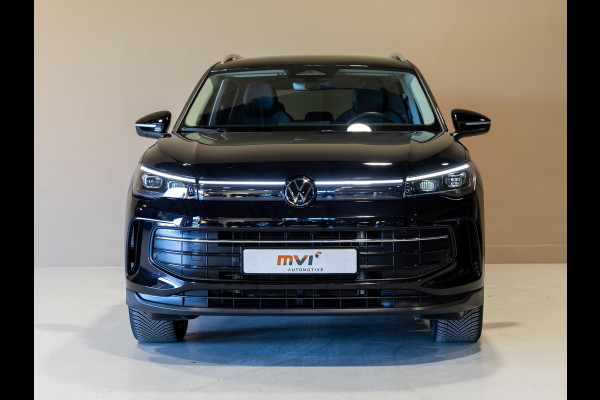 Volkswagen Tiguan 1.5 eHybrid Life Edition / 204pk / SoH 100% / Achteruitrij camera / Dodehoek herkenning / CarPlay /