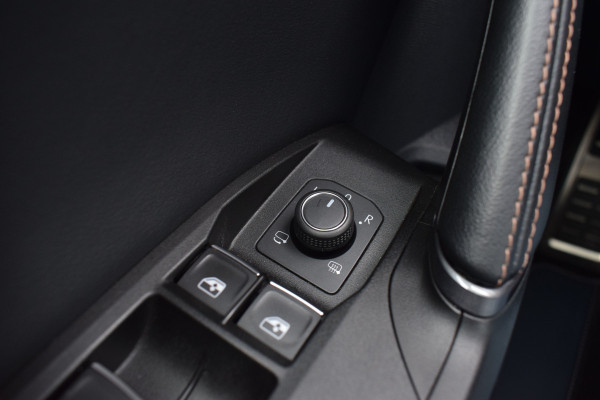 CUPRA Formentor 1.4 e-Hybrid 245pk VZ Copper Edition | Pano | Leer | 360 camera