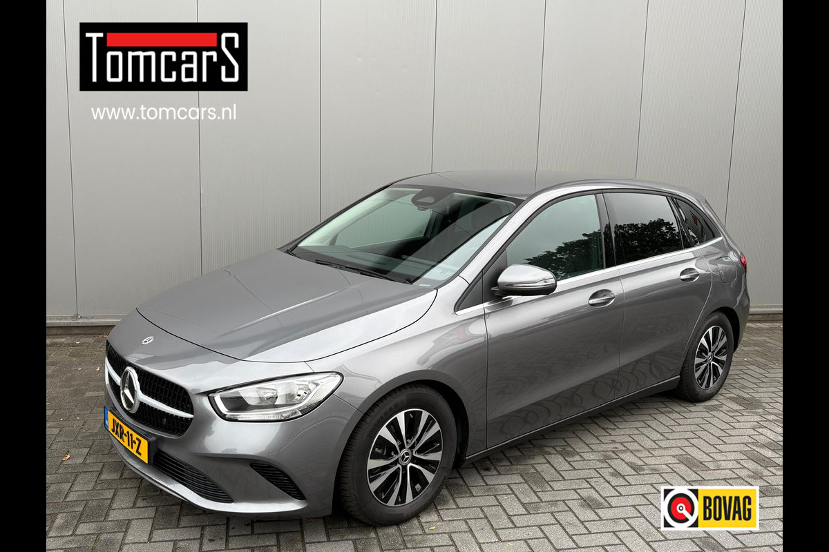 Mercedes-Benz B-Klasse 180 Automaat Mild-Hybrid Business Navigatie/Camera/Stoel-stuurverwarming
