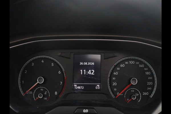 Volkswagen T-Roc 1.5 Tsi Style | Panoramadak | Adaptive cruise | Carplay | Navigatie | Carplay | Park assist | Airco | Trekhaak | 16" velgen