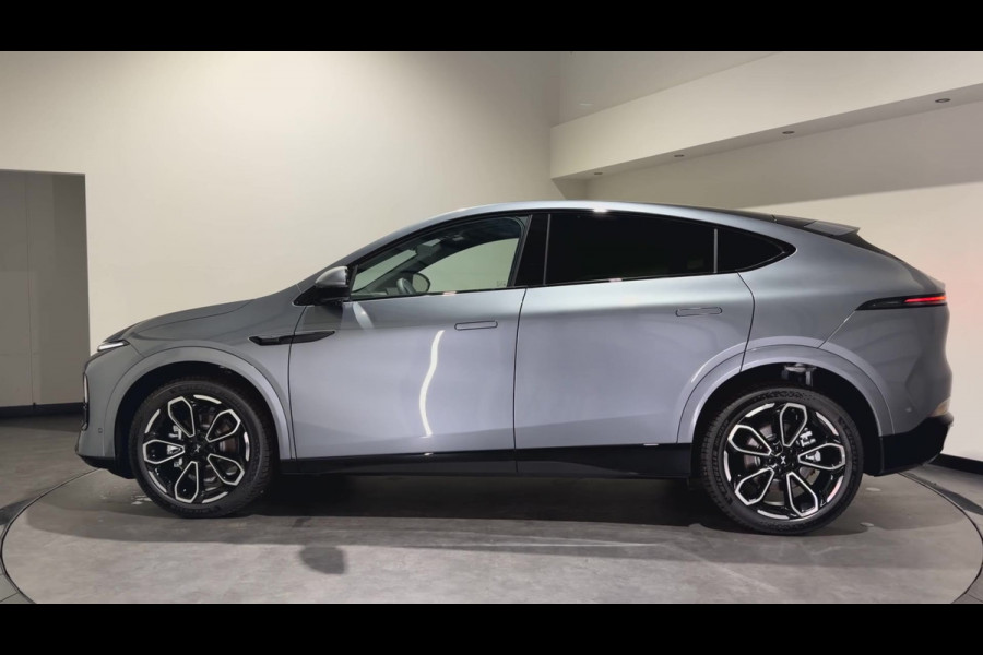 XPeng G6 RWD Long Range | Donker Interieur