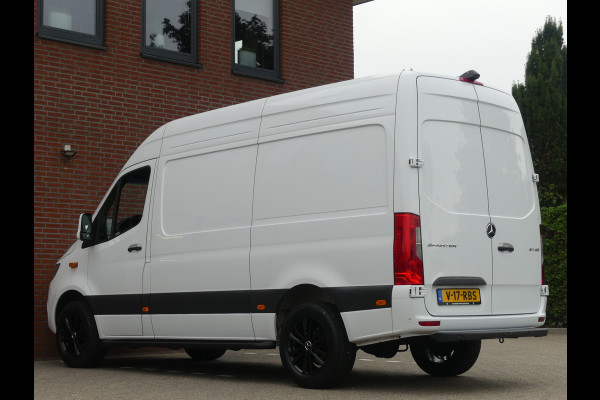 Mercedes-Benz Sprinter 317 CDI L2H2 LED/Camera/Geveerde stoel/Navigatie Nieuw model