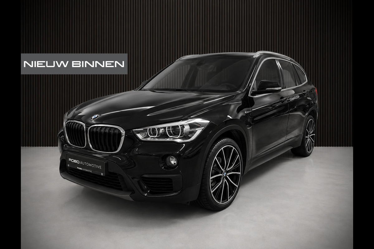 BMW X1 sDrive18i Executive Edition | Stoelverwarming | Head-Up Display | Cruise Control | Parkeersensoren | Navigatie | Keyless | LED | HIFI | Elektrische Achterklep | NAP | Automaat | Dealer Onderhouden