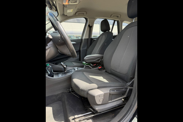BMW X1 sDrive18i Executive Edition | Stoelverwarming | Head-Up Display | Cruise Control | Parkeersensoren | Navigatie | Keyless | LED | HIFI | Elektrische Achterklep | NAP | Automaat | Dealer Onderhouden