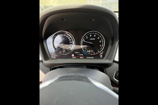 BMW X1 sDrive18i Executive Edition | Stoelverwarming | Head-Up Display | Cruise Control | Parkeersensoren | Navigatie | Keyless | LED | HIFI | Elektrische Achterklep | NAP | Automaat | Dealer Onderhouden