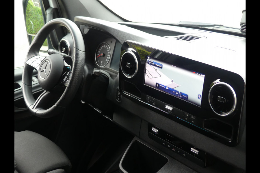 Mercedes-Benz Sprinter 317 CDI L2H2 LED/Camera/Geveerde stoel/Navigatie Nieuw model