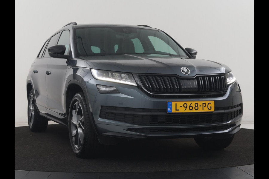 Škoda Kodiaq 1.5 TSI Sportline Business | Leder/alcantara | Memory | Cruise control | Stuur/stoel verwarming | Canton Sound | Carplay | Carplay | Camera | Park assist | Trekhaak | Elektrische achterklep