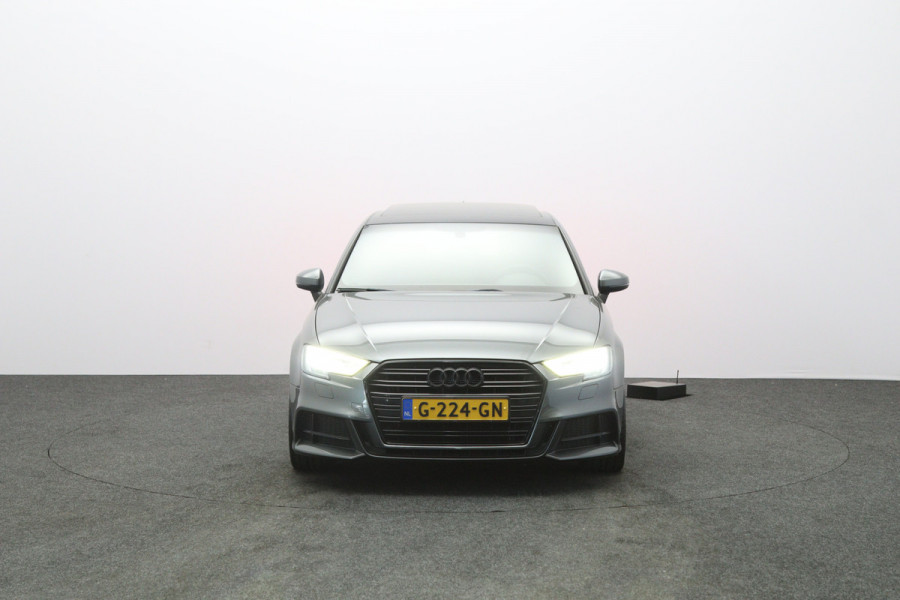 Audi A3 Sportback 35 TFSI 150 PK CoD Advance Sport, Panoramadak, Stoelverwarming, Cruise Control