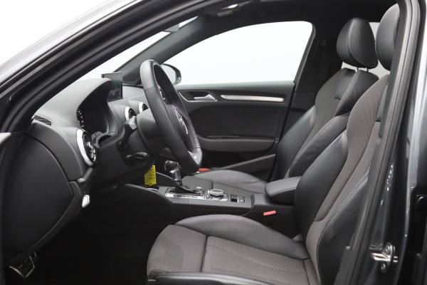 Audi A3 Sportback 35 TFSI 150 PK CoD Advance Sport, Panoramadak, Stoelverwarming, Cruise Control
