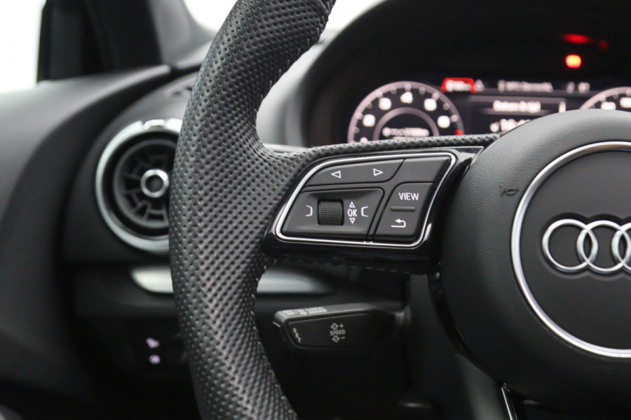 Audi A3 Sportback 35 TFSI 150 PK CoD Advance Sport, Panoramadak, Stoelverwarming, Cruise Control