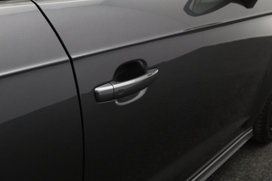 Audi A3 Sportback 35 TFSI 150 PK CoD Advance Sport, Panoramadak, Stoelverwarming, Cruise Control