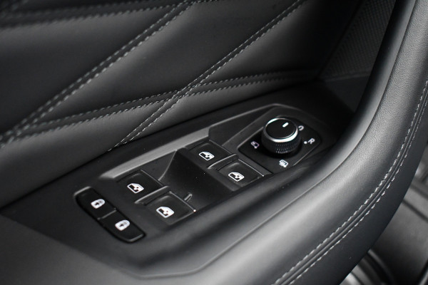 Volkswagen Touareg 3.0 TSi eHybrid 4M R Trekh DynAudio Stoel-koel Massage HUD 360