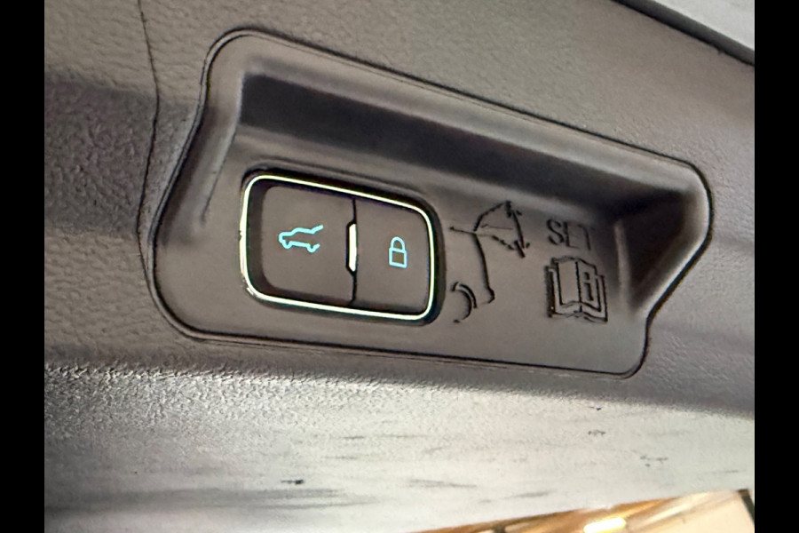 Ford Explorer 3.0 V6 EcoBoost PHEV ST-Line | Pano | Massage | Carplay | Stuur/Stoelverwarming | Trekhaak | Stoelverkoeling