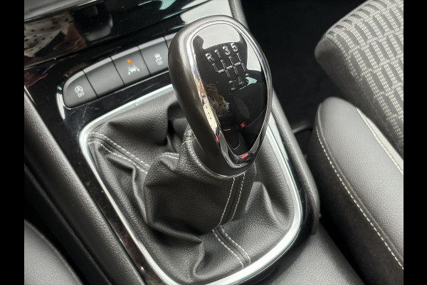 Opel Astra Sports Tourer 1.2 Elegance ✓131pk✓2e Eigenaar✓Camera✓Carplay✓6 Bak✓Stoelverw✓Stuurverw✓Pdc V+A✓Recent beurt gehad✓Clima✓Cruise✓Halfleder✓Keyless✓N.A.P✓Lm velgen✓Rijstrooksensor✓Apk tot 09-2028