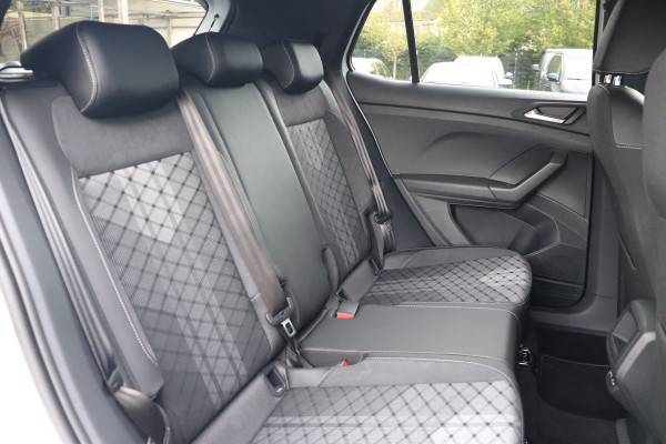 Volkswagen T-Cross 1.0 TSI R-Line DSG IQ Matrix ACC PDC