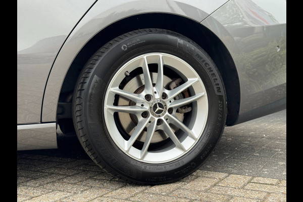 Mercedes-Benz CLA-Klasse 200 Business Solution | Navi, Camera, Stoelverw., Cruise, Climate | Dealeronderhouden | NAP |