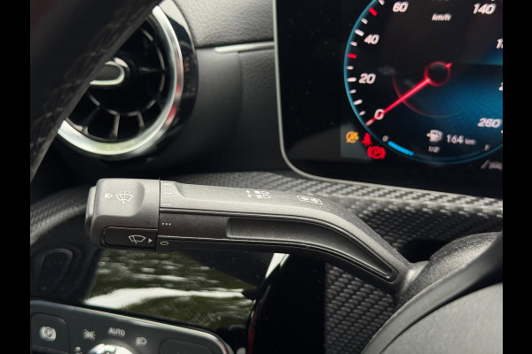 Mercedes-Benz CLA-Klasse 200 Business Solution | Navi, Camera, Stoelverw., Cruise, Climate | Dealeronderhouden | NAP |