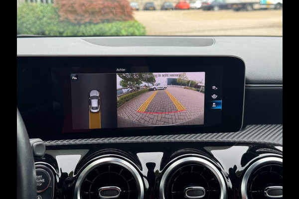 Mercedes-Benz CLA-Klasse 200 Business Solution | Navi, Camera, Stoelverw., Cruise, Climate | Dealeronderhouden | NAP |