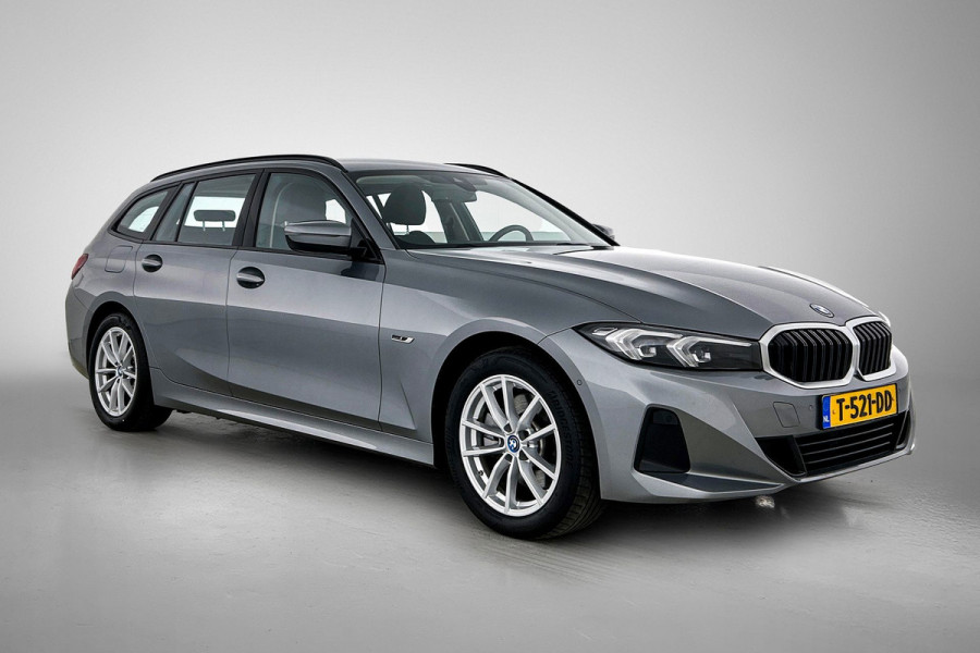 BMW 3 Serie Touring 320e (TREKHAAK WEGKLAPBAAR, MEMORY SEATS, LED, CAMERA, CARPLAY, 1e EIGENAAR, DEALER ONDERHOUDEN)