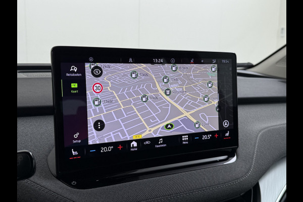 Škoda ENYAQ iV 80 204PK Chrystal Face Sport Pakket Trekhaak SOH 91% Stoel+Stuurverwarming 3-Zone Ecc Camera Apple Carplay Android Auto Navi Led Matrix Rijstrooksensor Isofix Keyless 1.000KG Trekgewicht Origineel Nederlandse Auto