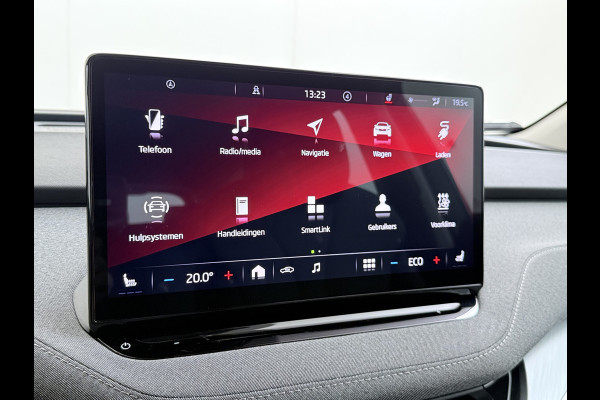Škoda ENYAQ iV 80 204PK Chrystal Face Sport Pakket Trekhaak SOH 91% Stoel+Stuurverwarming 3-Zone Ecc Camera Apple Carplay Android Auto Navi Led Matrix Rijstrooksensor Isofix Keyless 1.000KG Trekgewicht Origineel Nederlandse Auto