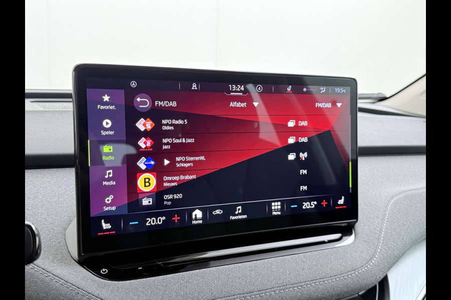 Škoda ENYAQ iV 80 204PK Chrystal Face Sport Pakket Trekhaak SOH 91% Stoel+Stuurverwarming 3-Zone Ecc Camera Apple Carplay Android Auto Navi Led Matrix Rijstrooksensor Isofix Keyless 1.000KG Trekgewicht Origineel Nederlandse Auto