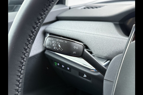 Škoda ENYAQ iV 80 204PK Chrystal Face Sport Pakket Trekhaak SOH 91% Stoel+Stuurverwarming 3-Zone Ecc Camera Apple Carplay Android Auto Navi Led Matrix Rijstrooksensor Isofix Keyless 1.000KG Trekgewicht Origineel Nederlandse Auto