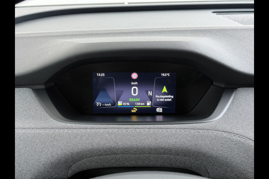Škoda ENYAQ iV 80 204PK Chrystal Face Sport Pakket Trekhaak SOH 91% Stoel+Stuurverwarming 3-Zone Ecc Camera Apple Carplay Android Auto Navi Led Matrix Rijstrooksensor Isofix Keyless 1.000KG Trekgewicht Origineel Nederlandse Auto