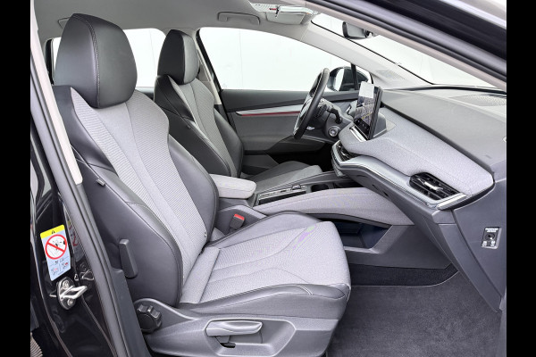 Škoda ENYAQ iV 80 204PK Chrystal Face Sport Pakket Trekhaak SOH 91% Stoel+Stuurverwarming 3-Zone Ecc Camera Apple Carplay Android Auto Navi Led Matrix Rijstrooksensor Isofix Keyless 1.000KG Trekgewicht Origineel Nederlandse Auto