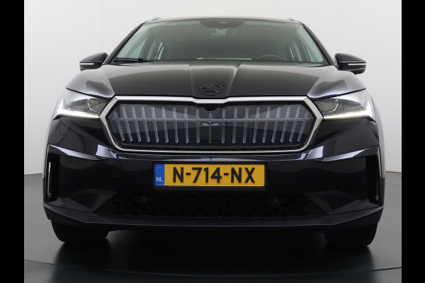 Škoda ENYAQ iV 80 204PK Chrystal Face Sport Pakket Trekhaak SOH 91% Stoel+Stuurverwarming 3-Zone Ecc Camera Apple Carplay Android Auto Navi Led Matrix Rijstrooksensor Isofix Keyless 1.000KG Trekgewicht Origineel Nederlandse Auto