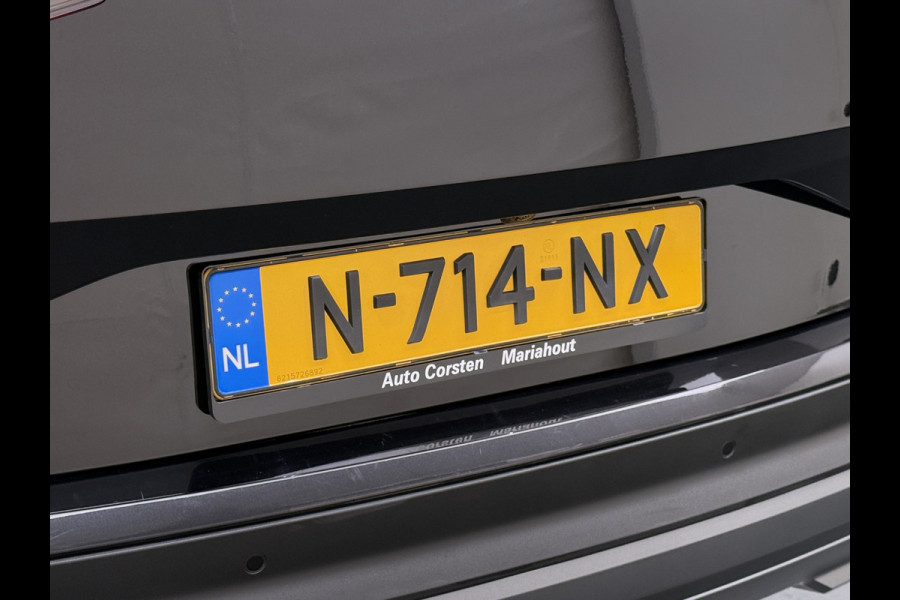 Škoda ENYAQ iV 80 204PK Chrystal Face Sport Pakket Trekhaak SOH 91% Stoel+Stuurverwarming 3-Zone Ecc Camera Apple Carplay Android Auto Navi Led Matrix Rijstrooksensor Isofix Keyless 1.000KG Trekgewicht Origineel Nederlandse Auto