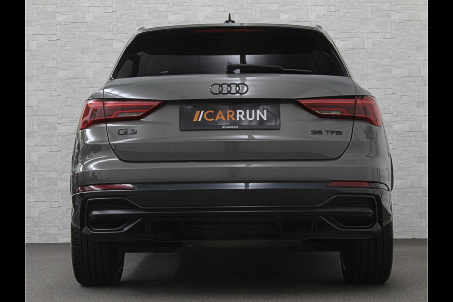 Audi Q3 35 TFSI S-Line | ACC | Trekhaak | Leder | Sportstoelen | Matrix-LED | Standkachel | Sfeerverlichting | Uniek Interieur | Carplay | 20 inch | Audi-Sound | Getint Glas | Lane-Assist | Stoelverwarming | Virtual-Cockpit | Dodehoek |