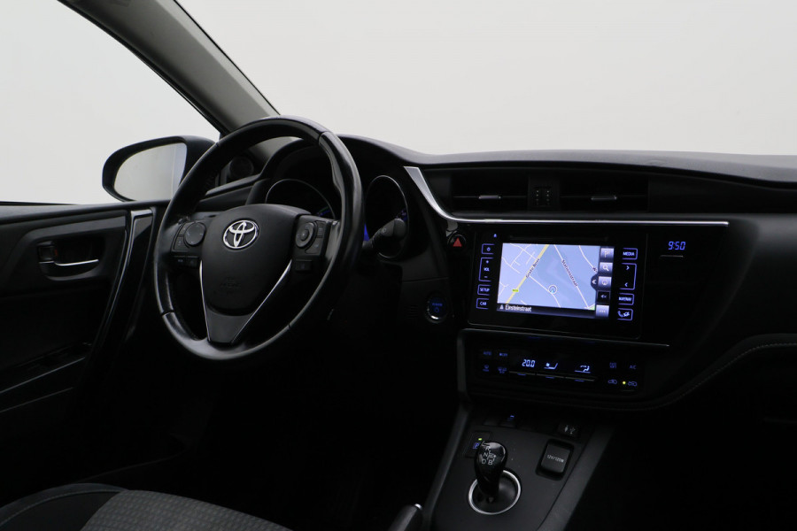 Toyota Auris Touring Sports 1.8 Hybrid Dynamic Panoramadak, Keyless, Camera, Navigatie, Climate, 16"