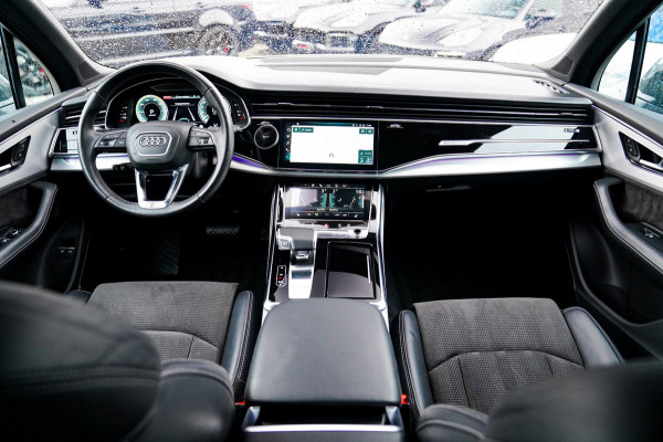 Audi Q7 55 TFSI e quattro Pro Line Plus | Luchtvering | Head Up Display | Elektrisch trekhaak | Apple Carplay | Bang & Olufsen