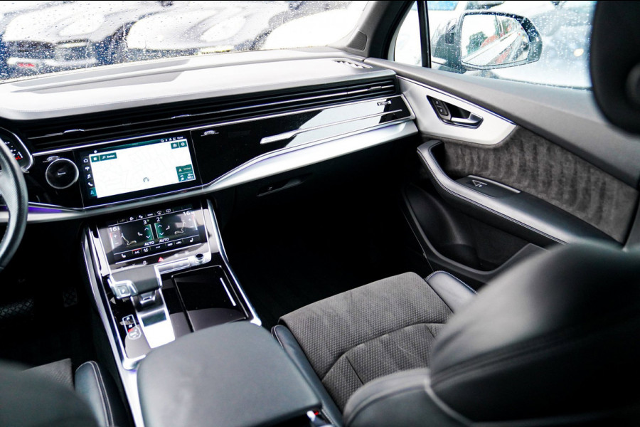 Audi Q7 55 TFSI e quattro Pro Line Plus | Luchtvering | Head Up Display | Elektrisch trekhaak | Apple Carplay | Bang & Olufsen