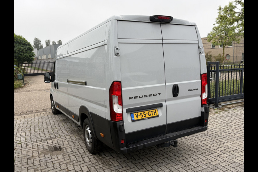 Peugeot Boxer 2.2 BlueHDi 180PK Euro6 Aut. L4H2 3.5t Zwaar ✓ 3-zits ✓ Trekhaak 3.000 KG ✓ dubbele schuifdeur