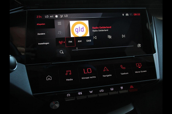 Peugeot 308 1.2 PureTech 130pk GT Automaat Climate control Adaptive cruise control Parkeersensoren Achteruitrijcamera Navigatie Voorstoelen verwarmd LED Apple Carplay/ Android Auto