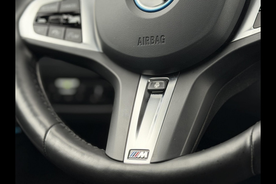 BMW 3 Serie Touring 330e xDrive M-Sport Pro |Pano|Driving Ass Prof|Innovation|360Cam|19"|
