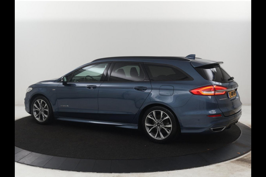 Ford Mondeo Wagon 2.0 IVCT HEV Vignale | Leder/alcantara | Memory | Cruise control | Dodehoek detectie | Stuur/stoel verwarming | Achterbank verwarming | Carplay | Camera | Park assist | Elektrische achterklep