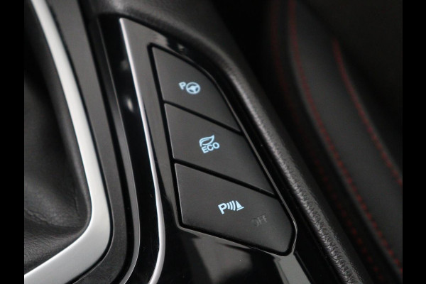 Ford Mondeo Wagon 2.0 IVCT HEV Vignale | Leder/alcantara | Memory | Cruise control | Dodehoek detectie | Stuur/stoel verwarming | Achterbank verwarming | Carplay | Camera | Park assist | Elektrische achterklep
