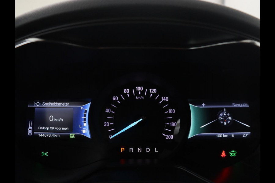 Ford Mondeo Wagon 2.0 IVCT HEV Vignale | Leder/alcantara | Memory | Cruise control | Dodehoek detectie | Stuur/stoel verwarming | Achterbank verwarming | Carplay | Camera | Park assist | Elektrische achterklep