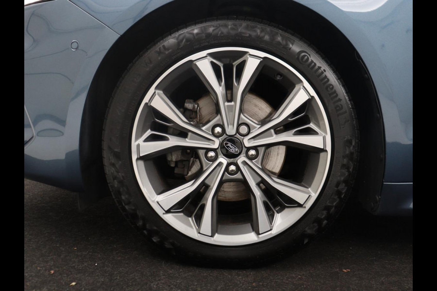 Ford Mondeo Wagon 2.0 IVCT HEV Vignale | Leder/alcantara | Memory | Cruise control | Dodehoek detectie | Stuur/stoel verwarming | Achterbank verwarming | Carplay | Camera | Park assist | Elektrische achterklep