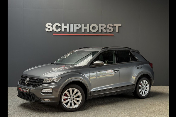 Volkswagen T-Roc 1.5 Tsi DSg Sport/navi/18inch/zwarte hemel/stoelverwarming/black optic