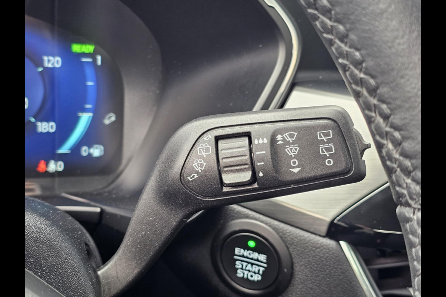 Ford Kuga 2.5 PHEV Titanium | Adaptive cruise control | Camera | Dodehoeksensoren | Head up display | Koplampen adaptief