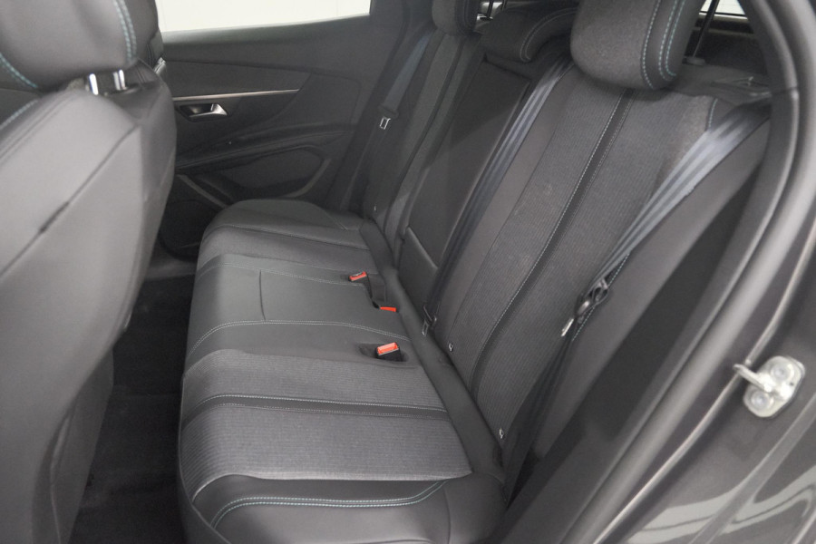 Peugeot 3008 1.6 HYbrid 225 Allure | Camera | Dodehoekdetectie | Navigatie | Apple Carplay