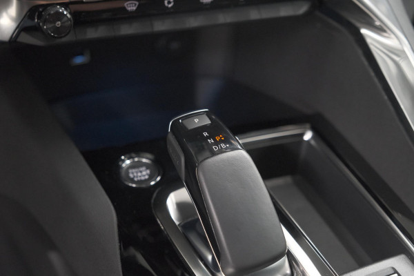 Peugeot 3008 1.6 HYbrid 225 Allure | Camera | Dodehoekdetectie | Navigatie | Apple Carplay
