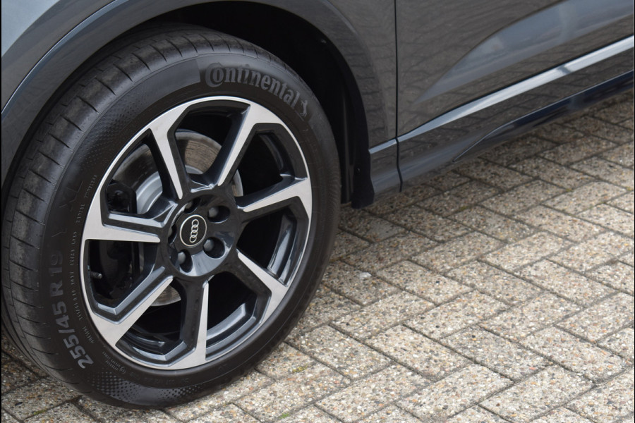 Audi Q3 Sportback 45 TFSI e S-Line Black Ed Soh 94% Navi Leder Camera Trekhaak 19 Inch